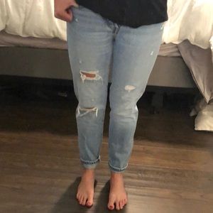 Levi’s 501T Distressed Jeans!